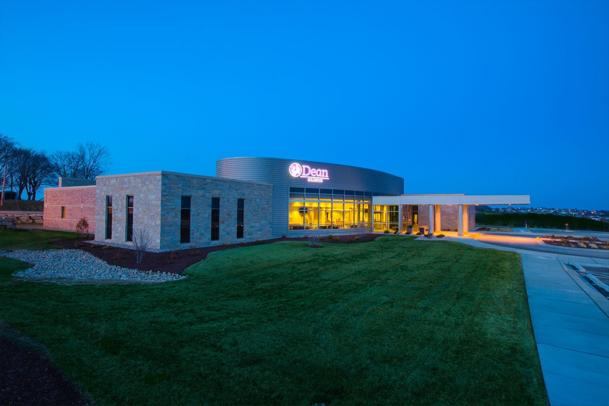 SSM Health Dean Waunakee Clinic Exterior