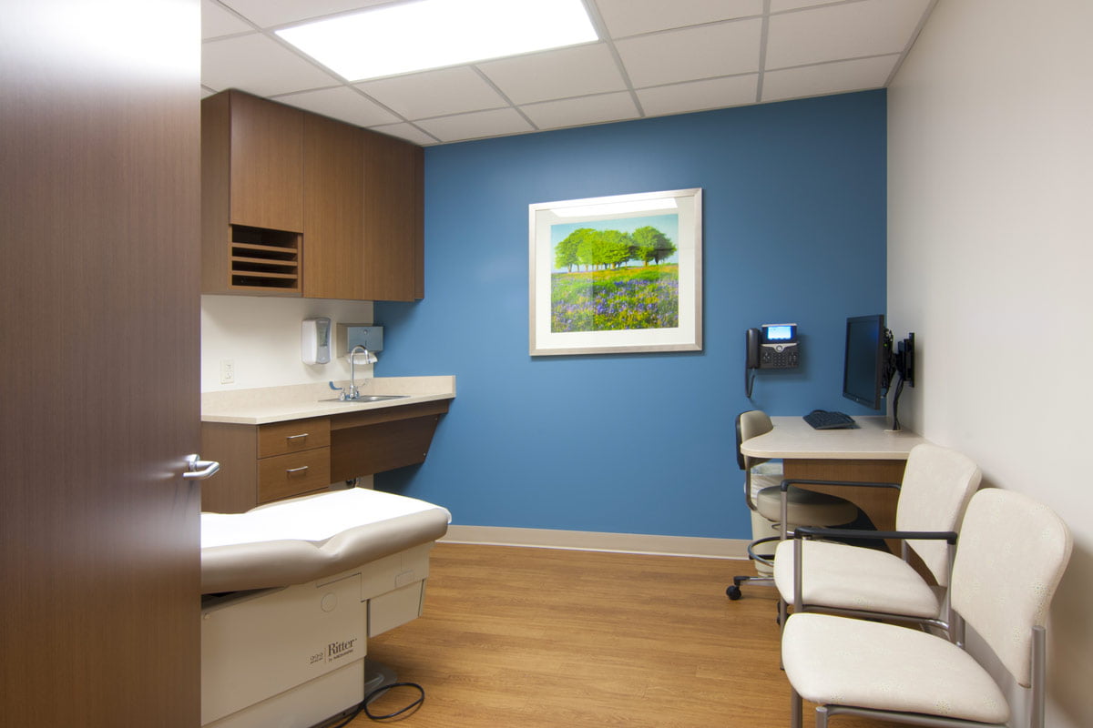 St. Mary's Oncology Janesville Patient Room