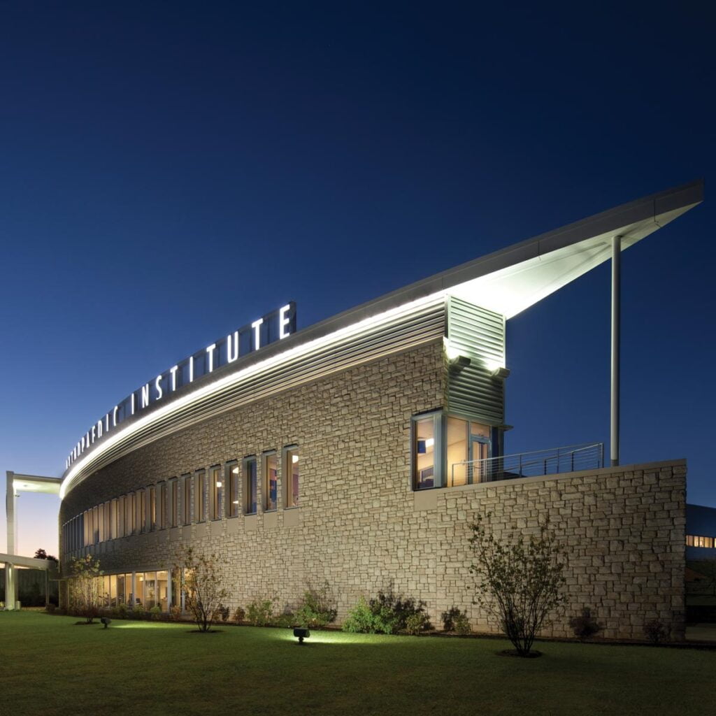 Orthopaedic Institute of Western Kentucky Exterior Night